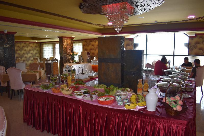 One To One Aparthotel Khobar Exterior foto